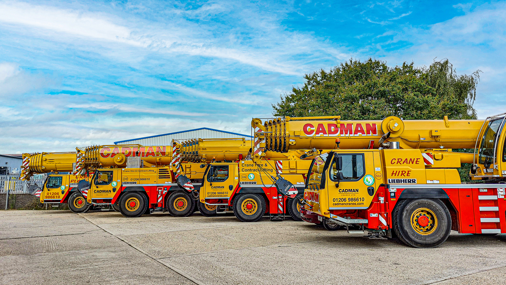 Cadman Cranes lift Belgium Armed Forces Tank