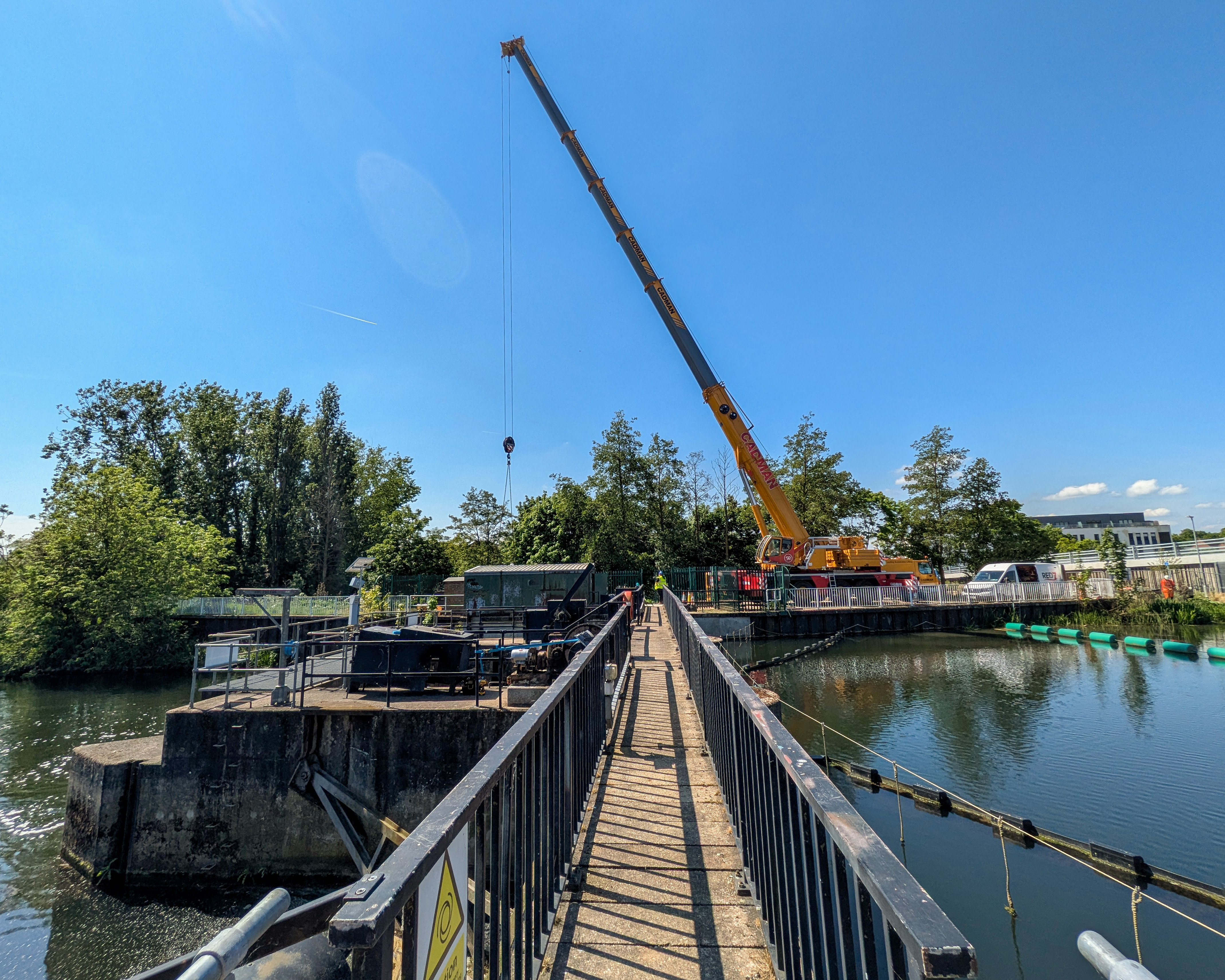 Cadman Cranes Supports Environment Agency Flood Defence Repairs