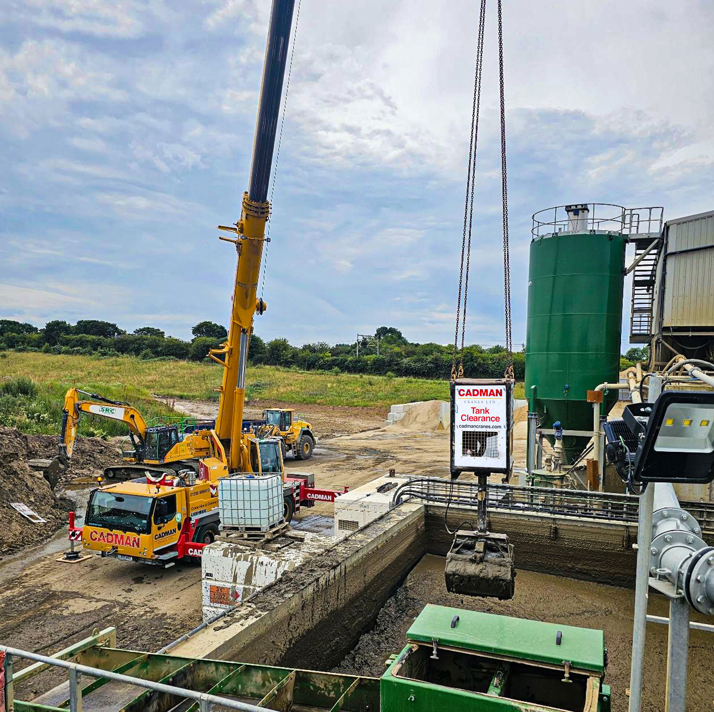 Cadman Cranes 0.5m3 Grab Solution