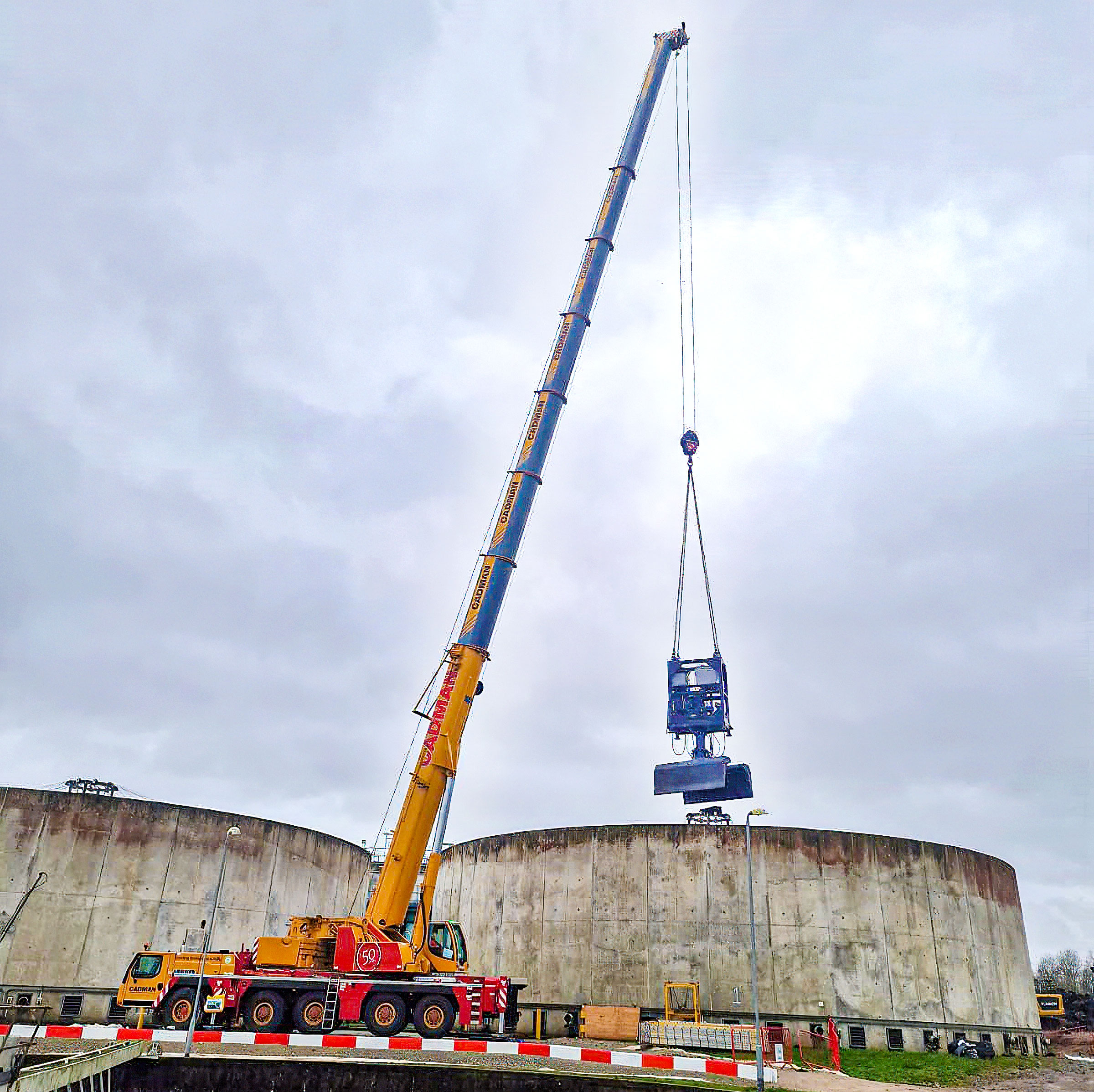 Cadman Cranes 4m3 Grab Solution