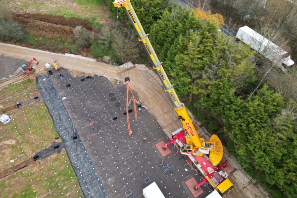 Crane lifting battery energy storage unit